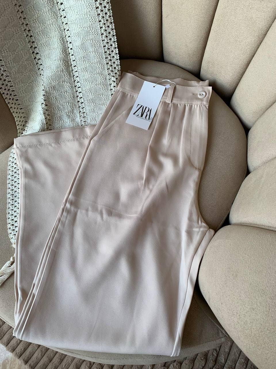 Wide leg pants